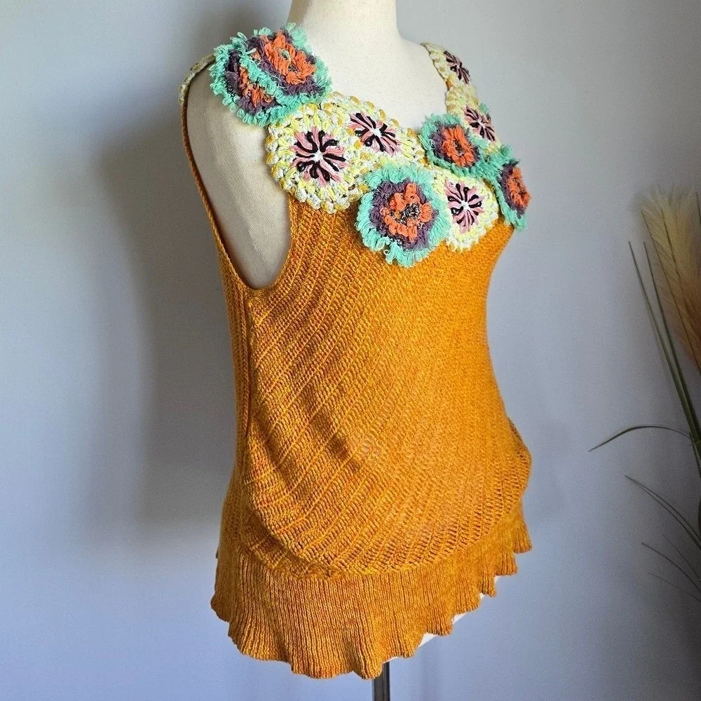 Anthropologie NEW EDIE Satsuma Pinwheel Floral Crochet Linen Knit Top SZ Large - Picture 4 of 11